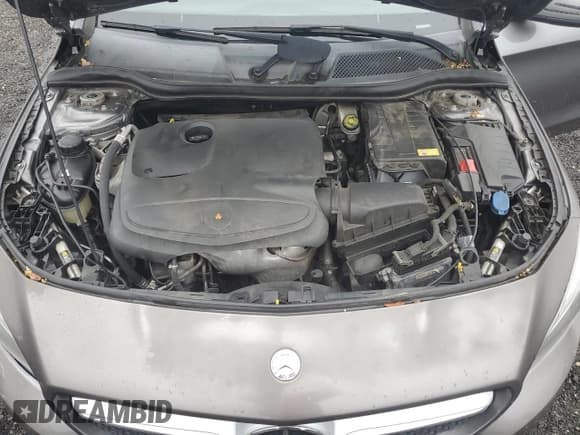 ✅ 2014 Mercedes-Benz CLA 250 • VIN: WDDSJ4EB0EN043857 • Lot: 69832345. Listed on Copart with 152,167 mi. Free auction sales archive from the USA and detailed vehicle history report at DreamBid. Image 11.