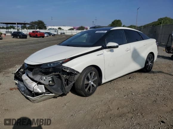 ✅ 2018 Toyota Mirai • VIN: JTDBVRBD0JA004916 • Lot: 90884385. Listed on Copart with 36,888 mi. Free auction sales archive from the USA and detailed vehicle history report at DreamBid. Image 1.