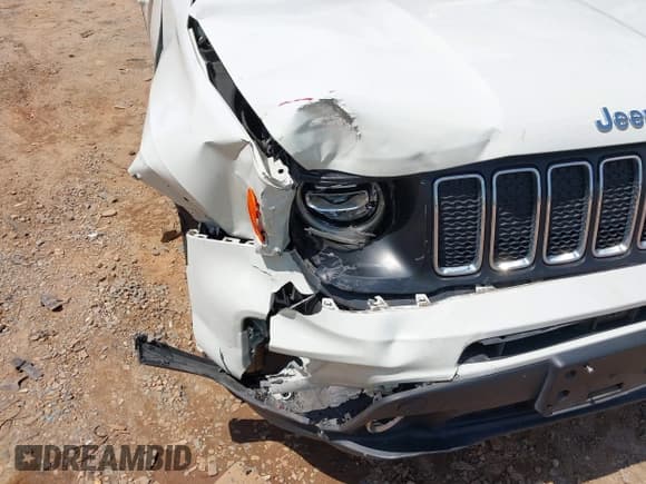 ✅ 2019 Jeep Renegade Altitude • VIN: ZACNJBB1XKPK41708 • Lot: 43007463. Listed on IAAI with 73,139 mi. Free auction sales archive from the USA and detailed vehicle history report at DreamBid. Image 6.