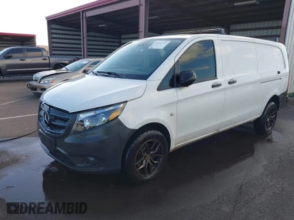 ✅ 2019 Mercedes-Benz Metris Cargo • VIN: WD3PG3EA6K3604953 • Lot: 41302715. Wystawiony na IAAI z przebiegiem Nie podano. Bezpłatny archiwum sprzedaży aukcyjnych z USA i szczegółowy raport historii pojazdu na DreamBid. Zdjęcie 2.