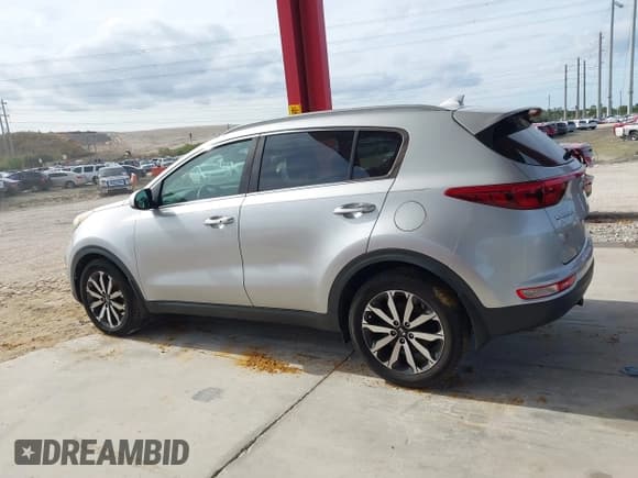 ✅ 2017 Kia Sportage EX • VIN: KNDPN3AC2H7177288 • Lot: 43924293. Listed on IAAI with 135,378 mi. Free auction sales archive from the USA and detailed vehicle history report at DreamBid. Image 14.