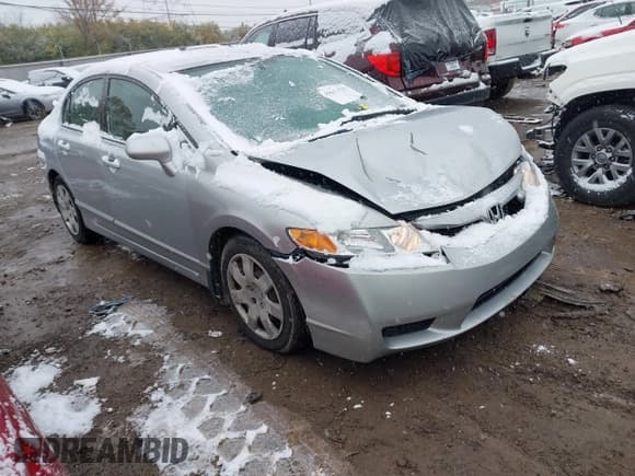 ✅ 2010 Honda Civic LX • VIN: 2HGFA1F50AH537952 • Lot: 43662265. Listed on IAAI with 197,003 mi. Free auction sales archive from the USA and detailed vehicle history report at DreamBid. Image 1.