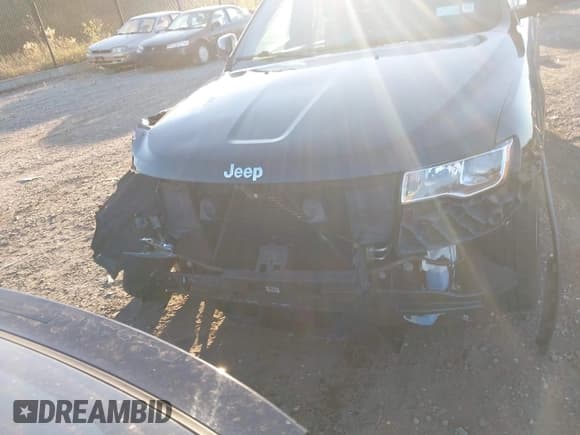 ✅ 2020 Jeep Grand Cherokee Altitude • VIN: 1C4RJFAG4LC421922 • Lot: 43612811. Listed on IAAI with 103,174 mi. Free auction sales archive from the USA and detailed vehicle history report at DreamBid. Image 6.