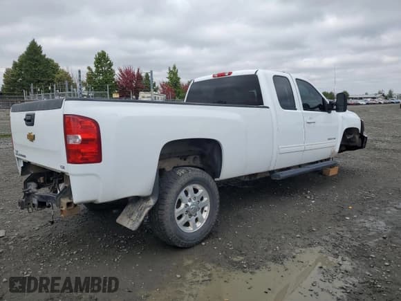✅ 2013 Chevrolet Silverado 2500HD LTZ • VIN: 1GC2KYC83DZ288696 • Lot: 72953984. Wystawiony na Copart z przebiegiem 199 870 mil. Bezpłatny archiwum sprzedaży aukcyjnych z USA i szczegółowy raport historii pojazdu na DreamBid. Zdjęcie 3.
