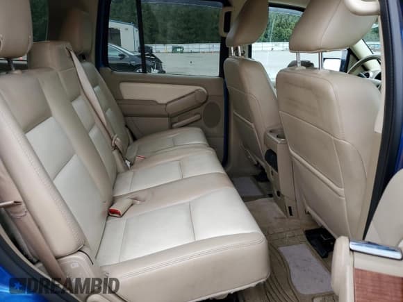 ✅ 2010 Ford Explorer Eddie Bauer • VIN: 1FMEU7EE1AUA87193 • Lot: 87024615. Wystawiony na Copart z przebiegiem 205 052 mil. Bezpłatny archiwum sprzedaży aukcyjnych z USA i szczegółowy raport historii pojazdu na DreamBid. Zdjęcie 11.