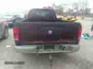 2005 Dodge 3500 SLT z VIN 3D7LS38C65G768954, wystawiony jako IAAI lot #40947309 z przebiegiem 262 829 mil mil oraz . Historia ofert i sprzedaży dostępna na DreamBid. Obrazek 16.