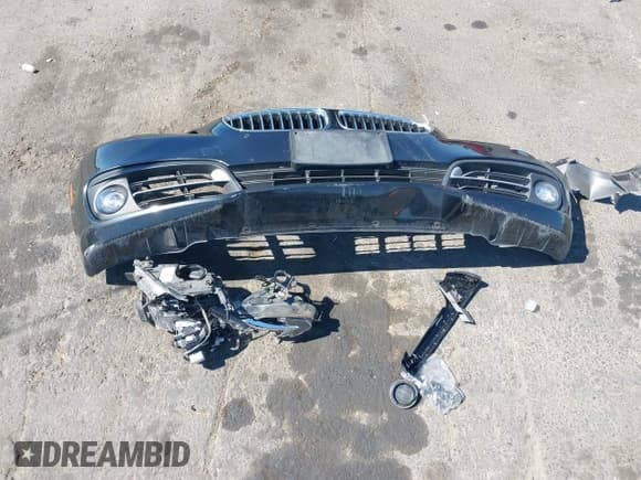 ✅ 2016 BMW 5 Series 528i • VIN: WBA5A5C51GG352543 • Lot: 43266801. Listed on IAAI with 132,494 mi. Free auction sales archive from the USA and detailed vehicle history report at DreamBid. Image 12.