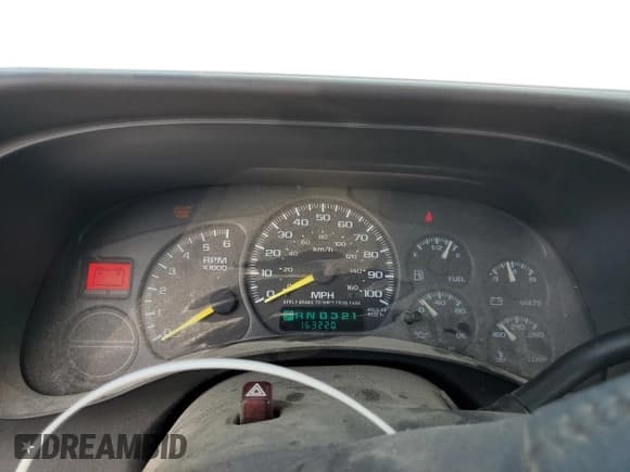 ✅ 1999 GMC Sierra 1500 SLE • VIN: 2GTEK19T5X1512872 • Лот: 65164465. Опубликован ранее на Copart с пробегом 163 220 миль. Бесплатный доступ к архиву аукционных продаж из США и подробный отчёт об истории автомобиля на DreamBid. Изображение 9.