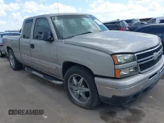 ✅ 2007 Chevrolet Silverado 1500 LT1 • VIN: 1GCEC19T37Z116475 • Lot: 42523695. Listed on IAAI with 126,733 mi. Free auction sales archive from the USA and detailed vehicle history report at DreamBid. Image 1.