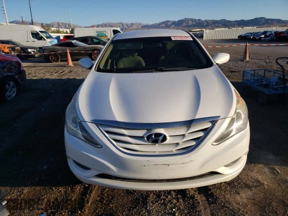 ✅ 2012 Hyundai Sonata GLS • VIN: 5NPEB4ACXCH396736 • Lot: 83768425. Wystawiony na Copart z przebiegiem Nie podano. Bezpłatny archiwum sprzedaży aukcyjnych z USA i szczegółowy raport historii pojazdu na DreamBid. Zdjęcie 5.