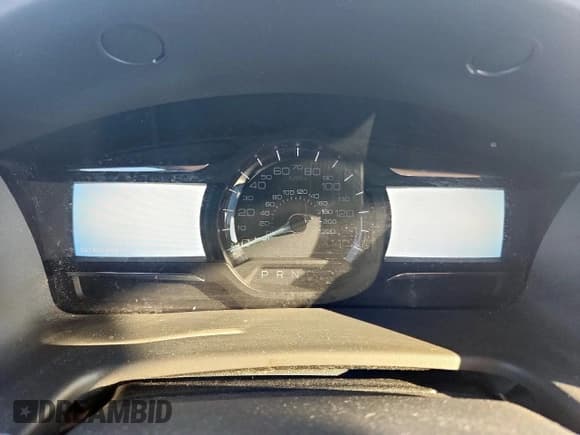 ✅ 2016 Ford Flex SEL • VIN: 2FMGK5C82GBA17684 • Лот: 86520375. Опубликован ранее на Copart с пробегом 131 431 миль. Бесплатный доступ к архиву аукционных продаж из США и подробный отчёт об истории автомобиля на DreamBid. Изображение 9.