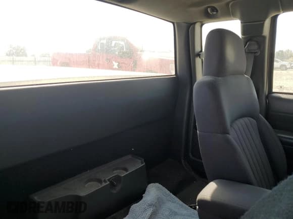 ✅ 2003 Chevrolet S-10 LS • VIN: 1GCCS19X438201340 • Лот: 83840565. Опубликован ранее на Copart с пробегом 91 602 миль. Бесплатный доступ к архиву аукционных продаж из США и подробный отчёт об истории автомобиля на DreamBid. Изображение 10.