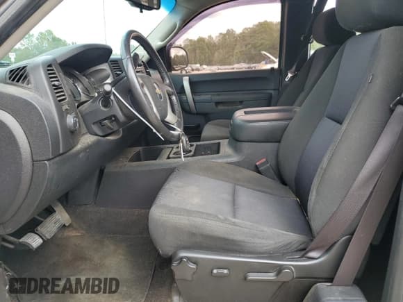 ✅ 2011 Chevrolet Silverado 1500 LT • VIN: 1GCRKSE31BZ283524 • Lot: 68479694. Listed on Copart with 122,843 mi. Free auction sales archive from the USA and detailed vehicle history report at DreamBid. Image 7.
