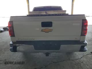 ✅ 2016 Chevrolet Silverado 1500 LT • VIN: 1GCVKREH9GZ418842 • Лот: 62131754. Опубликован ранее на Copart с пробегом 121 975 миль. Бесплатный доступ к архиву аукционных продаж из США и подробный отчёт об истории автомобиля на DreamBid. Изображение 6.