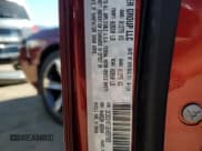 ✅ 2014 Dodge Challenger R/T 100th Anniversary Appearance • VIN: 2C3CDYBT2EH257322 • Lot: 73750694. Wystawiony na Copart z przebiegiem 38 994 mil. Bezpłatny archiwum sprzedaży aukcyjnych z USA i szczegółowy raport historii pojazdu na DreamBid. Zdjęcie 12.