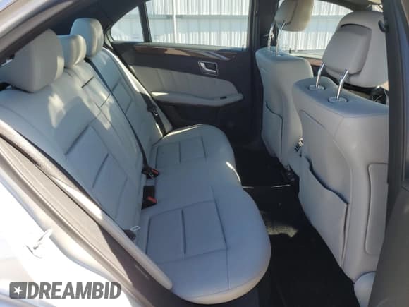 ✅ 2012 Mercedes-Benz E 350 Sport • VIN: WDDHF8JB6CA626771 • Lot: 86996885. Wystawiony na Copart z przebiegiem 65 705 mil. Bezpłatny archiwum sprzedaży aukcyjnych z USA i szczegółowy raport historii pojazdu na DreamBid. Zdjęcie 10.