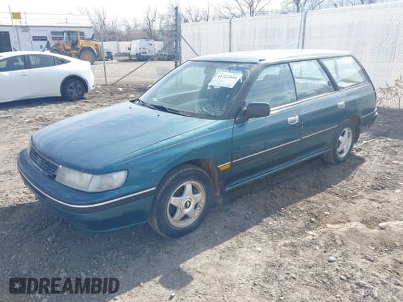 ✅ 1994 Subaru Legacy L • VIN: 4S3BJ6336R7953329 • Lot: 41723444. Wystawiony na IAAI z przebiegiem 275 358 mil. Bezpłatny archiwum sprzedaży aukcyjnych z USA i szczegółowy raport historii pojazdu na DreamBid. Zdjęcie 2.