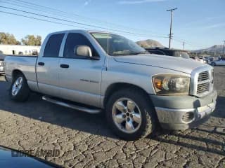 ✅ 2007 Dodge 1500 SLT • VIN: 1D7HA18N57S263739 • Лот: 79284464. Опубликован ранее на Copart с пробегом 151 896 миль. Бесплатный доступ к архиву аукционных продаж из США и подробный отчёт об истории автомобиля на DreamBid. Изображение 4.