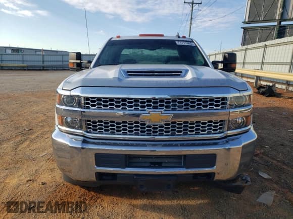 ✅ 2019 Chevrolet Silverado 2500HD Work Truck • VIN: 1GC1KREY0KF127705 • Лот: 71117665. Опубликован ранее на Copart с пробегом 173 620 миль. Бесплатный доступ к архиву аукционных продаж из США и подробный отчёт об истории автомобиля на DreamBid. Изображение 5.