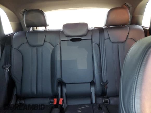 ✅ 2018 Audi SQ5 Premium Plus • VIN: WA1A4AFY6J2111003 • Lot: 57989665. Listed on Copart with 132,383 mi. Free auction sales archive from the USA and detailed vehicle history report at DreamBid. Image 10.