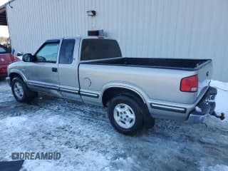 ✅ 1999 Chevrolet S-10 • VIN: 1GCDT19X4X8114772 • Лот: 87507755. Опубликован ранее на Copart с пробегом 96 184 миль. Бесплатный доступ к архиву аукционных продаж из США и подробный отчёт об истории автомобиля на DreamBid. Изображение 2.
