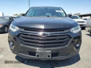 ✅ 2018 Chevrolet Traverse RS • VIN: 1GNERJKXXJJ272392 • Lot: 66351164. Wystawiony na Copart z przebiegiem 126 846 mil. Bezpłatny archiwum sprzedaży aukcyjnych z USA i szczegółowy raport historii pojazdu na DreamBid. Zdjęcie 5.