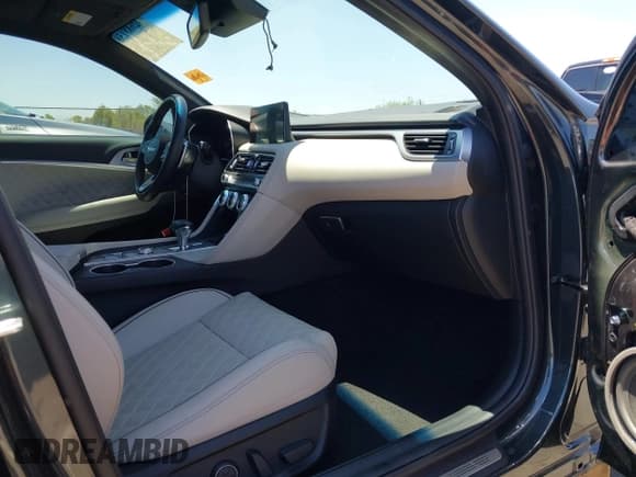 ✅ 2023 Genesis G70 3.3T • VIN: KMTG54TE3PU123875 • Lot: 42688158. Listed on IAAI with 11,678 mi. Free auction sales archive from the USA and detailed vehicle history report at DreamBid. Image 5.