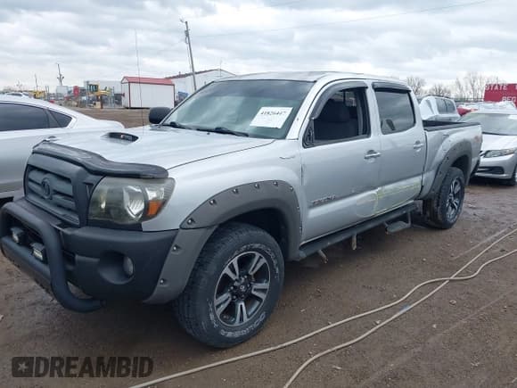 ✅ 2008 Toyota Tacoma • VIN: 3TMMU52NX8M005775 • Лот: 41826447. Опубликован ранее на IAAI с пробегом 117 775 миль. Бесплатный доступ к архиву аукционных продаж из США и подробный отчёт об истории автомобиля на DreamBid. Изображение 17.