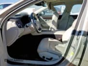 ✅ 2018 Volvo S90 Momentum • VIN: LVY982AK8JP023703 • Lot: 85850735. Listed on Copart with 90,228 mi. Free auction sales archive from the USA and detailed vehicle history report at DreamBid. Image 7.