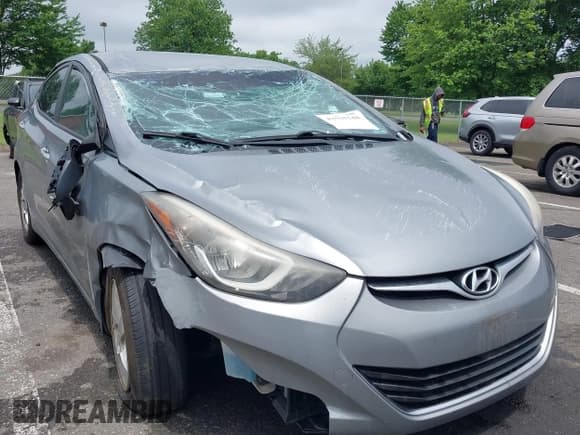 ✅ 2015 Hyundai Elantra SE • VIN: KMHDH4AE8FU311166 • Лот: 42535148. Опубликован ранее на IAAI с пробегом 126 753 миль. Бесплатный доступ к архиву аукционных продаж из США и подробный отчёт об истории автомобиля на DreamBid. Изображение 1.