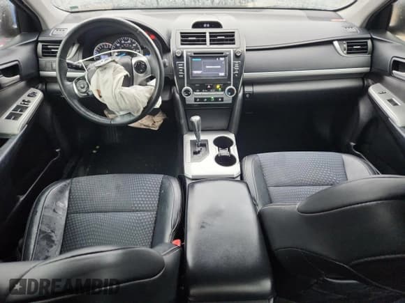 ✅ 2014 Toyota Camry SE • VIN: 4T1BF1FK3EU357643 • Lot: 82759695. Listed on Copart with 202,716 mi. Free auction sales archive from the USA and detailed vehicle history report at DreamBid. Image 8.