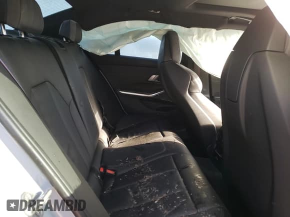 ✅ 2021 BMW M3 Competition • VIN: WBS33AY08MFL28079 • Lot: 44910213. Wystawiony na Copart z przebiegiem 31 993 mil. Bezpłatny archiwum sprzedaży aukcyjnych z USA i szczegółowy raport historii pojazdu na DreamBid. Zdjęcie 10.