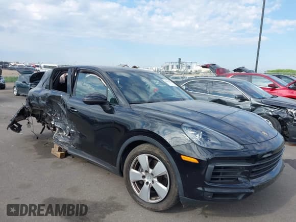 ✅ 2020 Porsche Cayenne • VIN: WP1AA2AY7LDA01031 • Lot: 42258014. Wystawiony na IAAI z przebiegiem 72 332 mil. Bezpłatny archiwum sprzedaży aukcyjnych z USA i szczegółowy raport historii pojazdu na DreamBid. Zdjęcie 1.