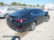 ✅ 2020 Lexus ES 350 • VIN: 58ADZ1B18LU077669 • Lot: 43212628. Wystawiony na IAAI z przebiegiem 57 982 mil. Bezpłatny archiwum sprzedaży aukcyjnych z USA i szczegółowy raport historii pojazdu na DreamBid. Zdjęcie 4.