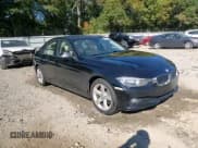 ✅ 2015 BMW 3 Series 320i • VIN: WBA3B1C5XFK136022 • Lot: 86779965. Wystawiony na Copart z przebiegiem 110 522 mil. Bezpłatny archiwum sprzedaży aukcyjnych z USA i szczegółowy raport historii pojazdu na DreamBid. Zdjęcie 13.