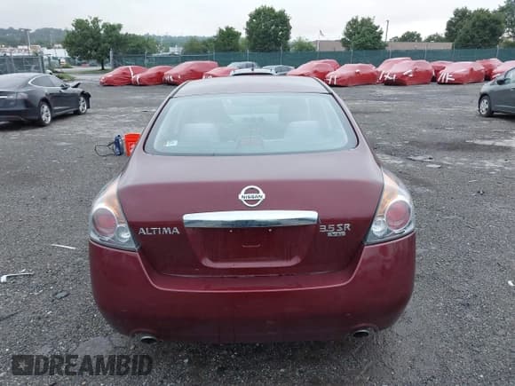 ✅ 2011 Nissan Altima SR • VIN: 1N4BL2AP2BN497376 • Lot: 42707658. Listed on IAAI with 155,034 mi. Free auction sales archive from the USA and detailed vehicle history report at DreamBid. Image 16.