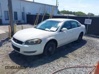 ✅ 2007 Chevrolet Impala Police Unmarked Police • VIN: 2G1WS55R579382981 • Lot: 43213075. Wystawiony na IAAI z przebiegiem 218 262 mil. Bezpłatny archiwum sprzedaży aukcyjnych z USA i szczegółowy raport historii pojazdu na DreamBid. Zdjęcie 2.