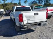 ✅ 2021 Chevrolet Colorado 2WD Work Truck • VIN: 1GCGSBEA6M1144349 • Lot: 43491897. Wystawiony na IAAI z przebiegiem 84 932 mil. Bezpłatny archiwum sprzedaży aukcyjnych z USA i szczegółowy raport historii pojazdu na DreamBid. Zdjęcie 3.