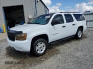 ✅ 2007 Chevrolet Suburban LS • VIN: 3GNFK16377G267838 • Lot: 69980735. Wystawiony na Copart z przebiegiem 180 255 mil. Bezpłatny archiwum sprzedaży aukcyjnych z USA i szczegółowy raport historii pojazdu na DreamBid. Zdjęcie 1.