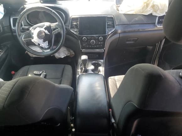 ✅ 2019 Jeep Grand Cherokee Upland • VIN: 1C4RJEAG8KC534040 • Лот: 85585355. Опубликован ранее на Copart с пробегом 64 057 миль. Бесплатный доступ к архиву аукционных продаж из США и подробный отчёт об истории автомобиля на DreamBid. Изображение 8.