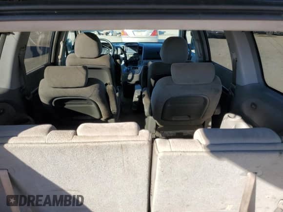 2007 Hyundai Entourage GLS z VIN KNDMC233876012477, wystawiony jako Copart lot #86271084 z przebiegiem 215 721 mil mil oraz Szkoda całkowita • Salvage title. Historia ofert i sprzedaży dostępna na DreamBid. Obrazek 11.