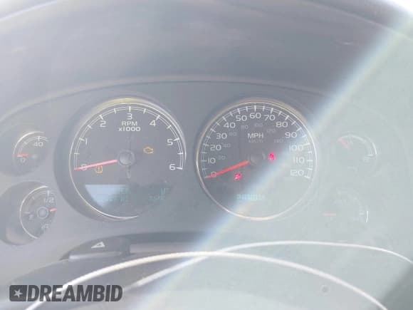 ✅ 2013 Chevrolet Tahoe LT • VIN: 1GNSCBE0XDR172078 • Lot: 43570630. Listed on IAAI with 132,449 mi. Free auction sales archive from the USA and detailed vehicle history report at DreamBid. Image 7.