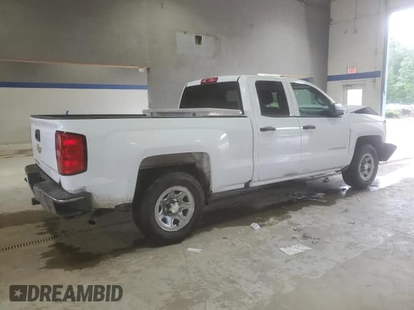 ✅ 2018 Chevrolet Silverado 1500 LS • VIN: 1GCRCNEC3JZ293680 • Лот: 67672215. Опубликован ранее на Copart с пробегом 130 753 миль. Бесплатный доступ к архиву аукционных продаж из США и подробный отчёт об истории автомобиля на DreamBid. Изображение 3.