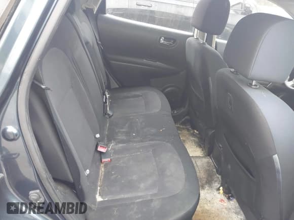 ✅ 2013 Nissan Rogue SV • VIN: JN8AS5MV9DW147782 • Lot: 43751932. Wystawiony na IAAI z przebiegiem 134 682 mil. Bezpłatny archiwum sprzedaży aukcyjnych z USA i szczegółowy raport historii pojazdu na DreamBid. Zdjęcie 8.