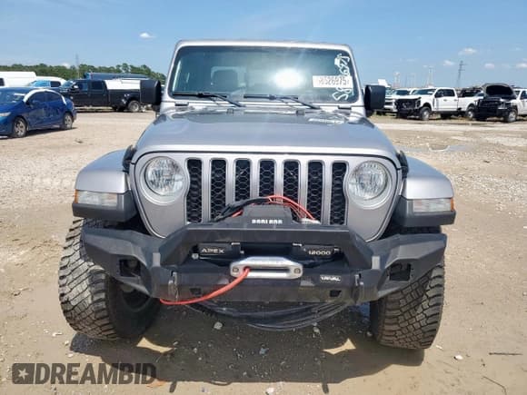 ✅ 2021 Jeep Gladiator Overland • VIN: 1C6HJTFG7ML553116 • Lot: 58526975. Wystawiony na Copart z przebiegiem 75 787 mil. Bezpłatny archiwum sprzedaży aukcyjnych z USA i szczegółowy raport historii pojazdu na DreamBid. Zdjęcie 5.