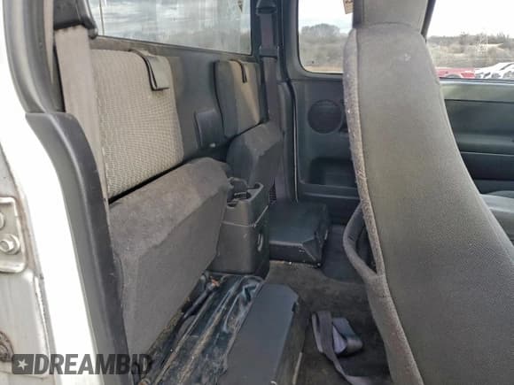 ✅ 2009 Chevrolet Colorado Work Truck • VIN: 1GCCS19E698138927 • Lot: 93913965. Listed on Copart with 285,102 mi. Free auction sales archive from the USA and detailed vehicle history report at DreamBid. Image 10.