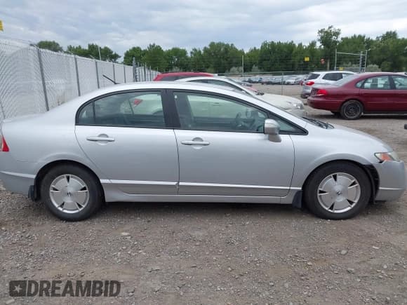 ✅ 2006 Honda Civic • VIN: JHMFA36286S008215 • Lot: 42952237. Listed on IAAI with 176,221 mi. Free auction sales archive from the USA and detailed vehicle history report at DreamBid. Image 13.