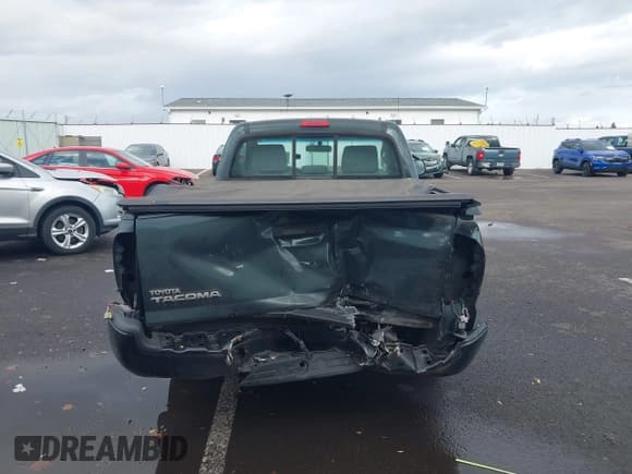 ✅ 2011 Toyota Tacoma • VIN: 5TFNX4CN9BX008107 • Lot: 43610146. Listed on IAAI with 120,891 mi. Free auction sales archive from the USA and detailed vehicle history report at DreamBid. Image 16.