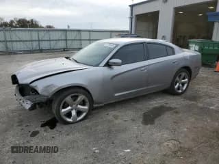 ✅ 2011 Dodge Charger SE • VIN: 2B3CL3CG2BH555885 • Лот: 91798145. Опубликован ранее на Copart с пробегом 160 955 миль. Бесплатный доступ к архиву аукционных продаж из США и подробный отчёт об истории автомобиля на DreamBid. Изображение 1.