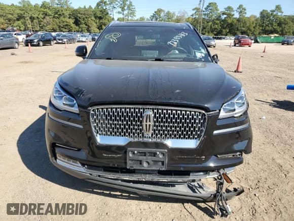 ✅ 2022 Lincoln Aviator Reserve • VIN: 5LM5J7XC4NGL12308 • Lot: 72393413. Listed on Copart with 38,628 mi. Free auction sales archive from the USA and detailed vehicle history report at DreamBid. Image 5.